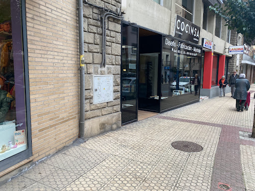 Cocinas Sabiñanigo