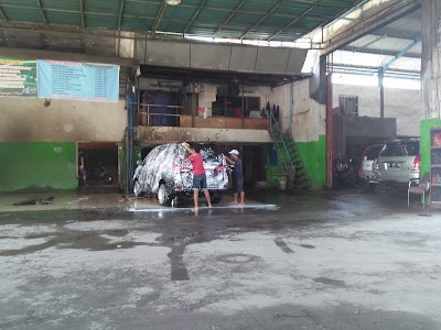 Photos of Cuci Mobil Hidayaturrahmah