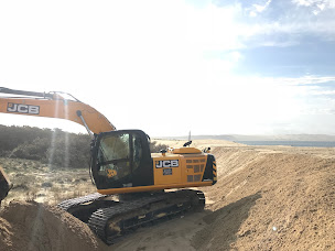 Photo n°8 de GEA BASSIN - Terrassement, Enrochement, Digue, Démolition, location d'engins à Lège-Cap-Ferret (Entreprise de terrassement)