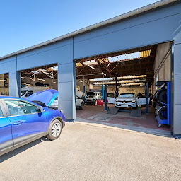 Photo n°10 de Saint Vaast Auto - Bosch Car Service à Saint-Vaast-la-Hougue (Atelier de réparation automobile)