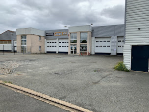 Photo n°2 de M3 JCB - HYUNDAI MH à Le Mans (Société de travaux publics)