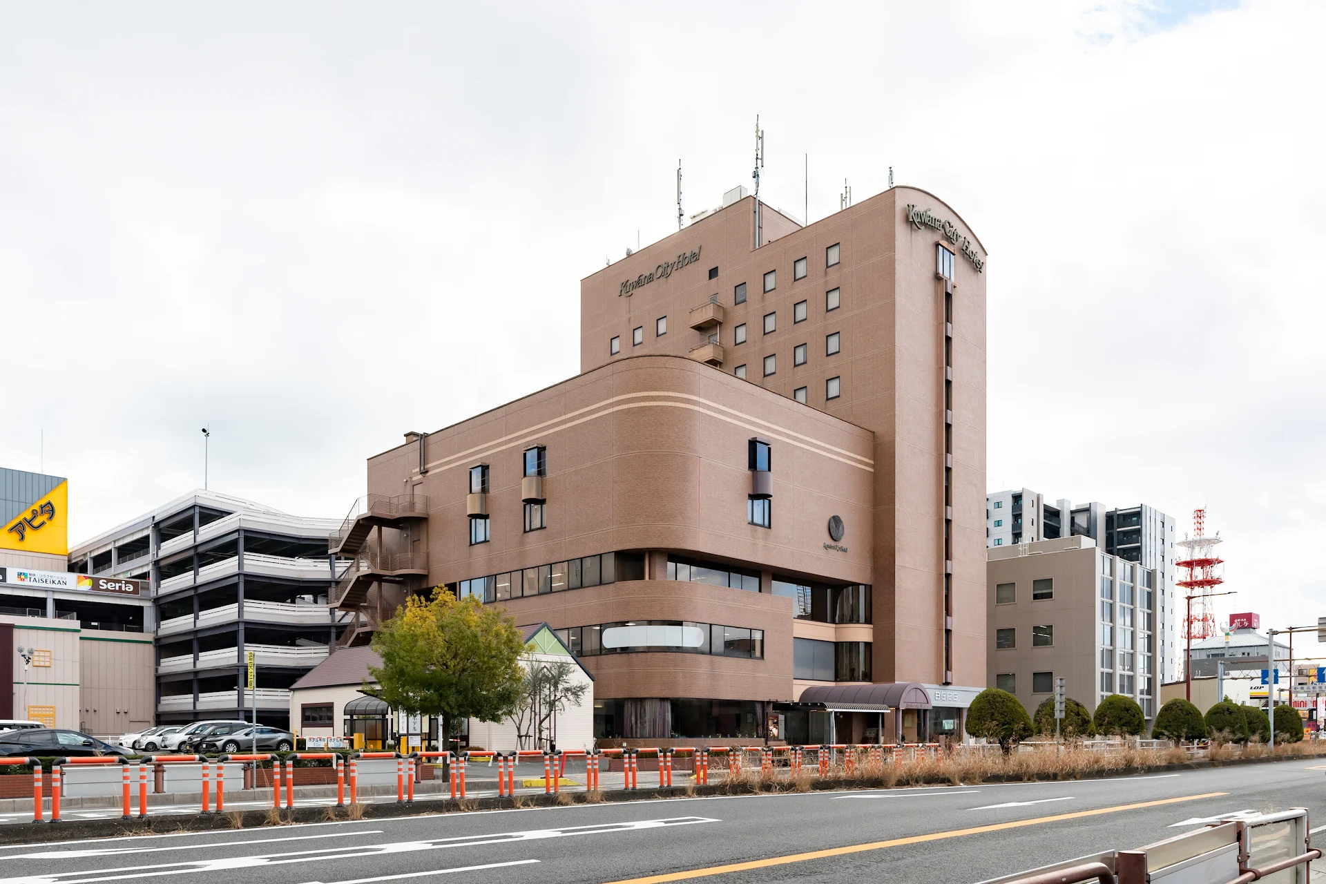 Kuwana City Hotel