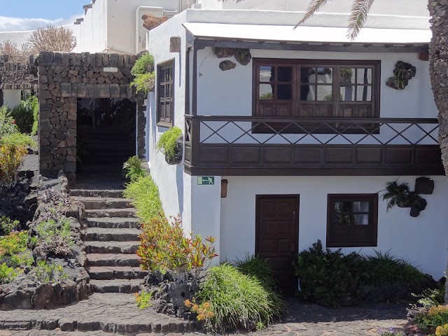 Los Jameos Del Agua Lanzarote Canarias