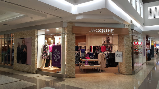 Jacqui E Brookside - Visual