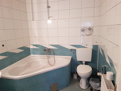 Photos of Premier