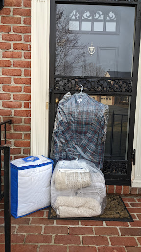 Whale of a Wash Laundry Delivery