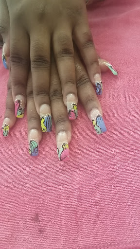 Hai Gloss Nail Hair Make-up Updo Barber Lash Wax Facial Massage Spa Piercings Eyebrow Microblading and Beauty Salon - Thumbnail