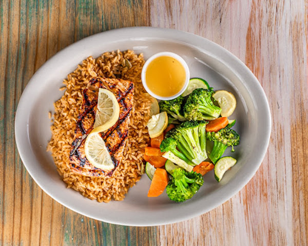 Willie's Grill & Icehouse by null