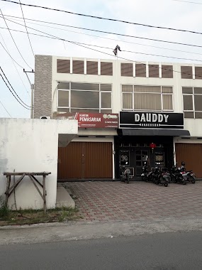 Dauddy BarberShop, Author: Sonny Sumarna