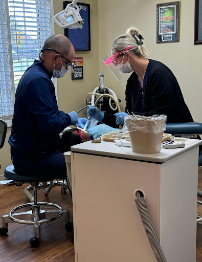 Hammer and Van Zant Family Dentistry