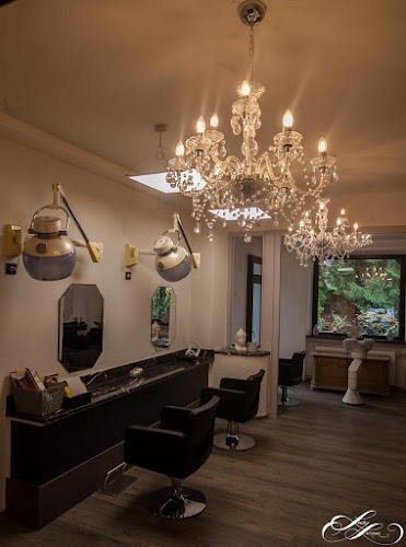 Haarstudio auf der Landwehr photo