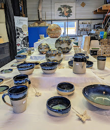 Photo n°27 de La Faïencerie de la Doller - Elodie et Thomas à Guewenheim (Tournage)