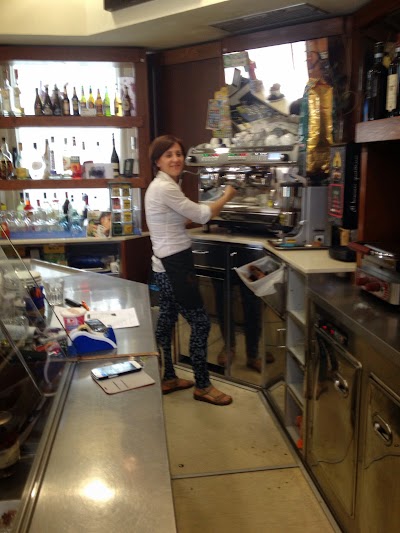 Photos of Caf&eacute; Del Ponte Di Azzalin Carlo And Cristina Chis