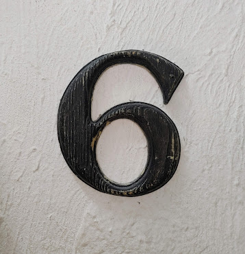 6 ( ロク / roku ) by null