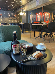 Photo n°37 de La Fille du Tonnelier Les Gets à Les Gets (Caviste)