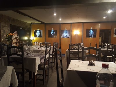 Photos of La Perla