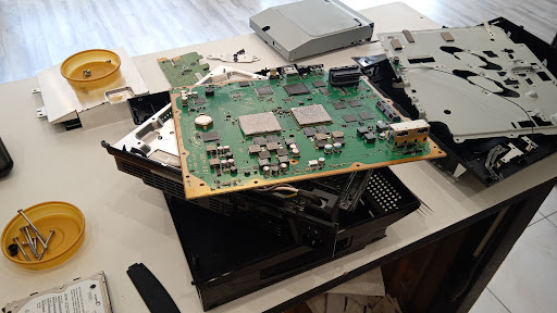 MICRO LOGIS REPARATION Ordinateur, Téléphone, Console et Manette PS5 PS4 Switch Xbox INFORMATIQUE - Thumbnail