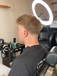 Photo n°10 de Cali Barber Shop à Anglet (Barbier)