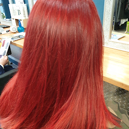 Photo n°3 de Krist'L Coiffure à dom à Elbeuf (Salon de coiffure)