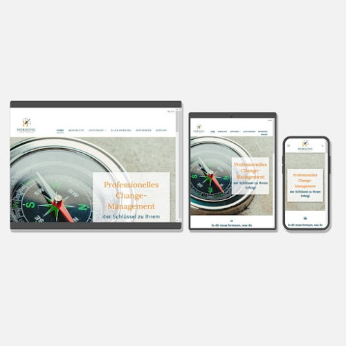 Britta Günzel | schwarz/weiß + FARBE photo