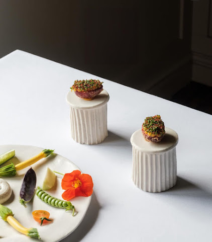 Osip restaurant by null