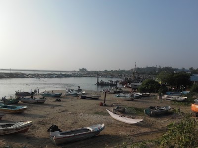 Photos of Kirinda Fishing Port