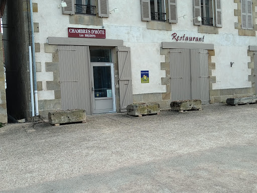 Photo de Château de Clusors chambres d'hôtes à Saint-Menoux (03210)