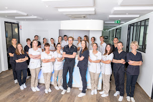 Photo n°1 de Dr Antoine DISS - Chirurgien-Dentiste à Nice (Dentiste pédiatrique)