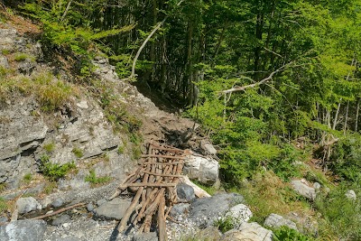 Ujëvara e Rrogamit - Rrogami Waterfall