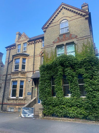 Studio Cambridge - Visual
