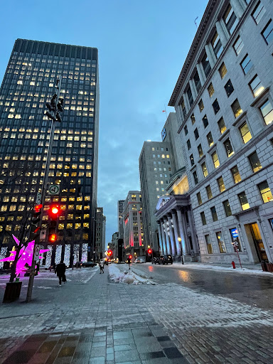Stationnement Indigo Montreal - Quartier International