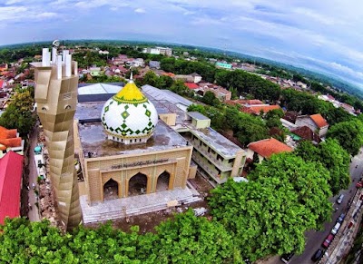 Photos of Masjid Agung Darussalam Bojonegoro
