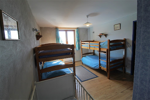 Photo de Gîte des Monneries, Beaujolais vert à Poule-les-Écharmeaux (69870)