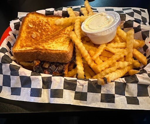 Scruff's Grill - Visual