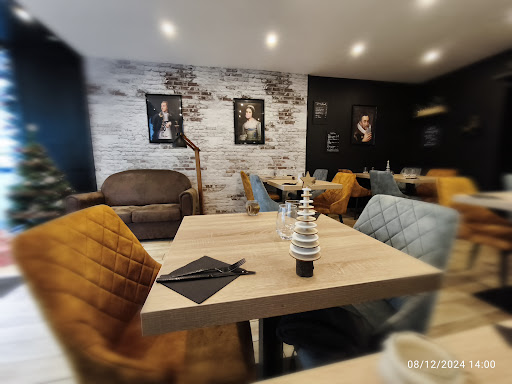 Restaurant « Yummy House » Fontainebleau