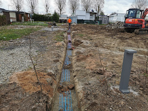 Photo n°10 de EBERHARDT DAMIEN à Berthelming (Piscine extérieure)
