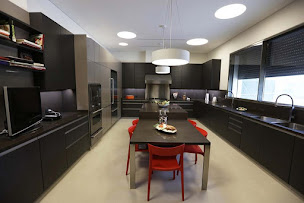 Photo n°6 de CANNES CUISINES DE FRANCE- LEICHT à Cannes (Vente d'électroménager en gros)