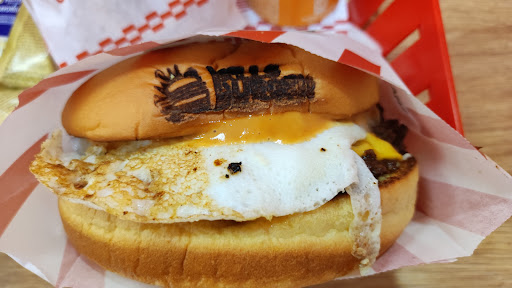 Photo 1 - Bill’s Burger Belfort