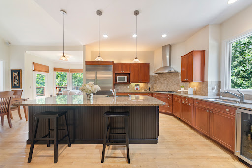 Jodi Halpert | Berkshire Hathaway Home Services Georgia Properties - Thumbnail