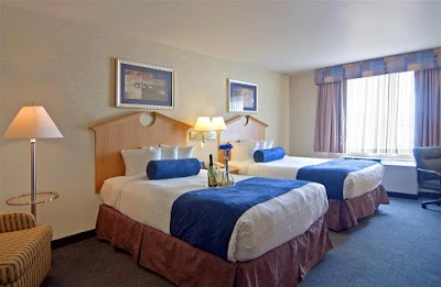 Photos of Marco LaGuardia Hotel by Lexington