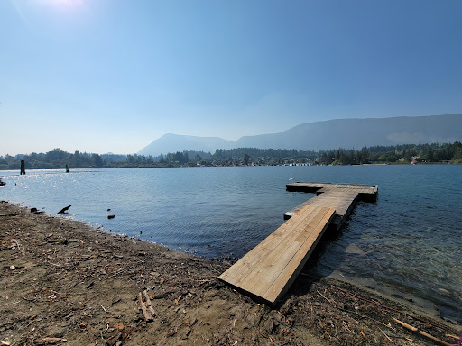 Cowichan Lake Floating Boardwalk