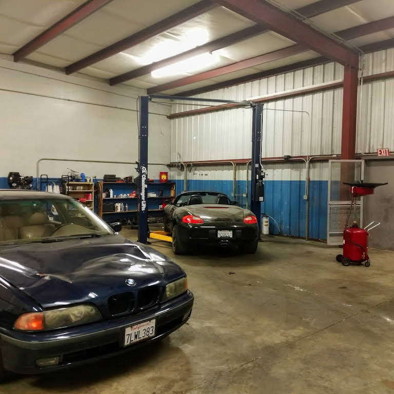 Lozanos Automotive Auto Repair Shop in Porterville