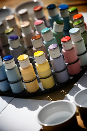 Pottery Painting Studio pottery studio in Newark offering wheel throwing and hand building classes