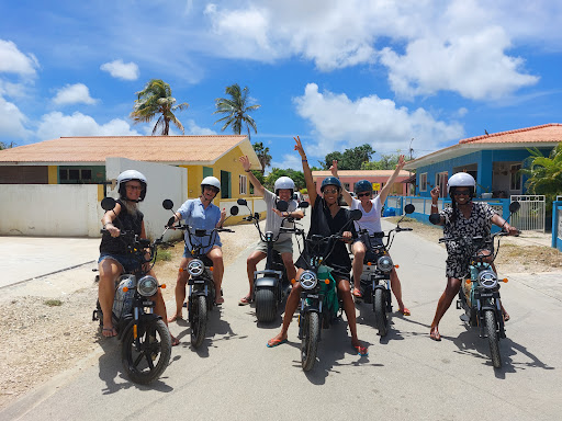 Greenbikes Bonaire | E-Scooter Rental