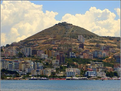 Faro de Sarande