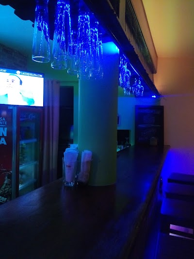 bar
