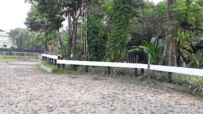 Photos of Dhi Outbond