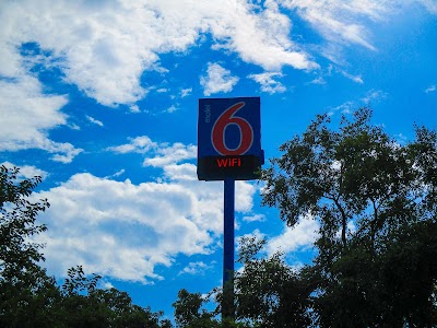 Motel 6 Memphis, TN - Downtown