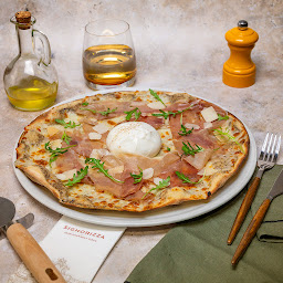 Photo n°1 de Signorizza Pizzeria Restaurant La Flèche à La Flèche (Restaurant)