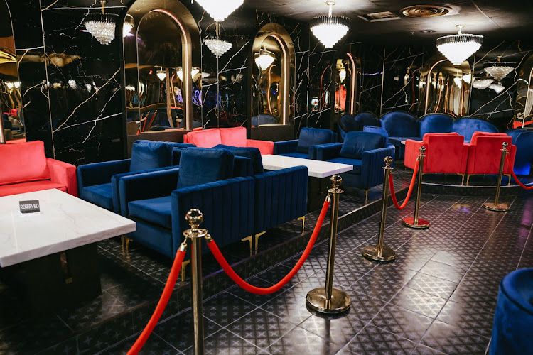 Royal Palace Restaurant & Hookah Lounge, Addison, TX